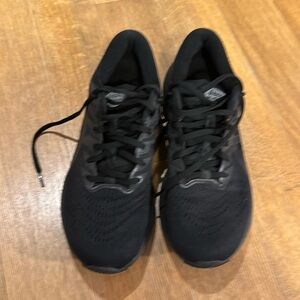 Asics size 10 for men